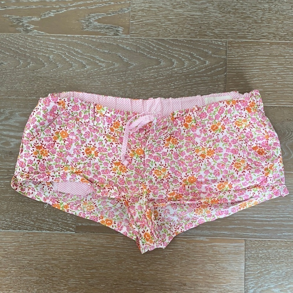 PINK Floral Daisy Duke Pajama Shorts | Pink | S